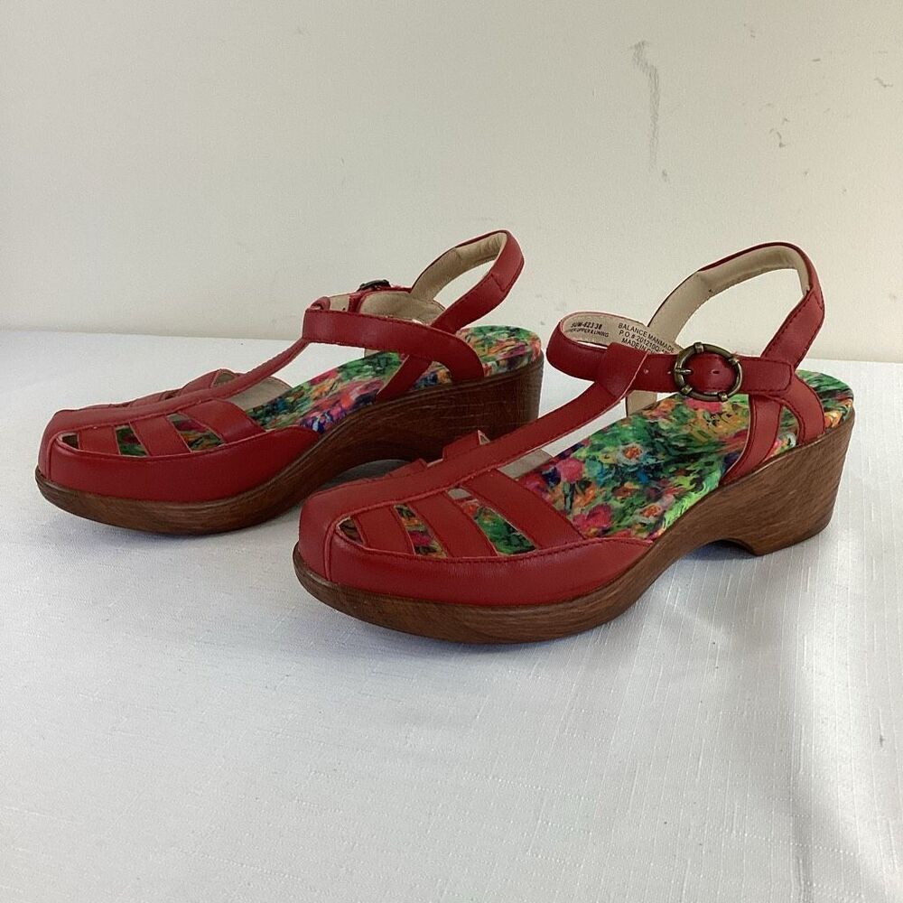 Alegria Women’s Leather Summer Red Wedge NWOT Size 7.5 (38)